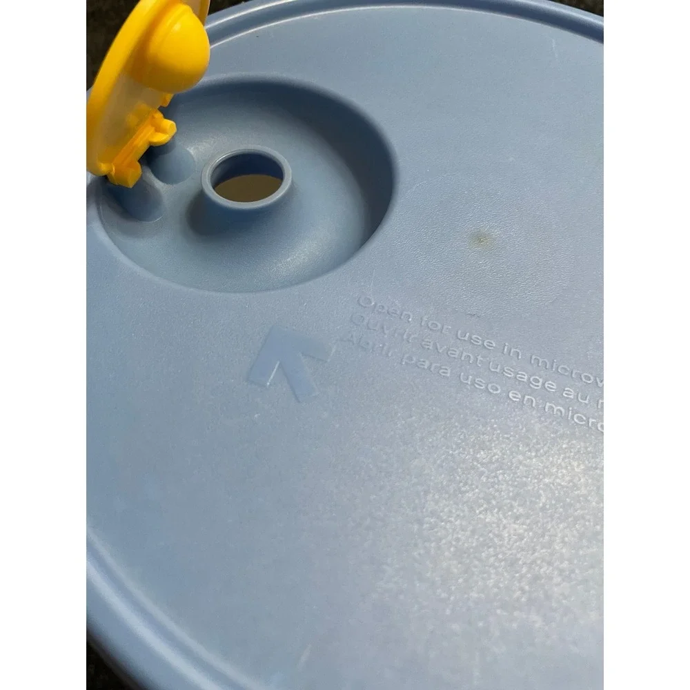 Tupperware crystalwave microwaveable